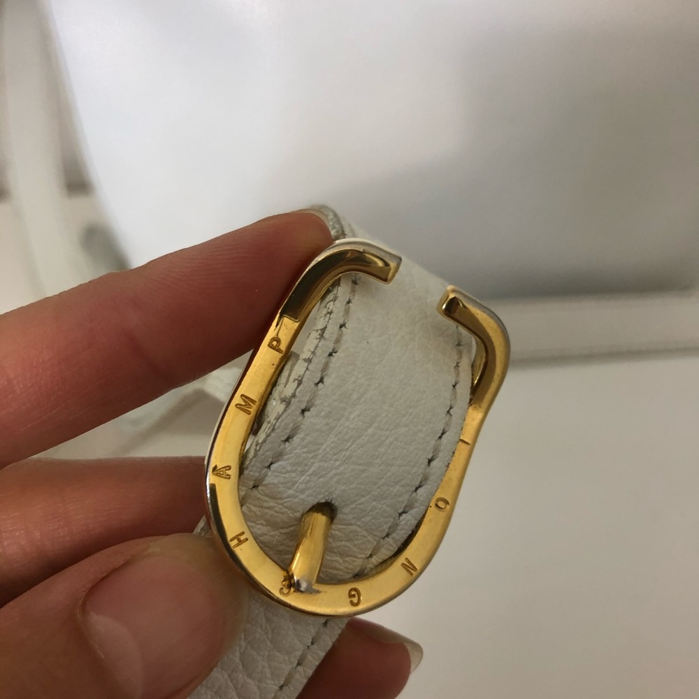 ⛔️SOLD⛔️Vintage Longchamp White Leather Crossbody - Picture 4 of 16